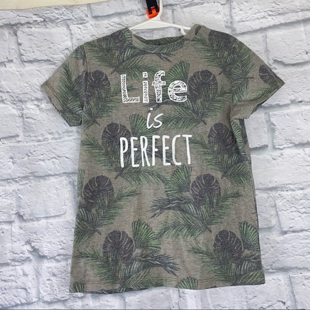 Rebel by primark life is perfect short sleeve crewneck T-shirt sz 5-6 boys